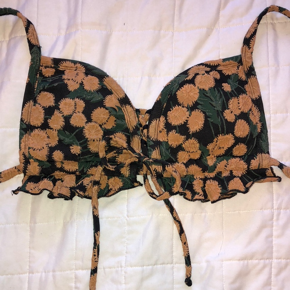 Montce bikini top